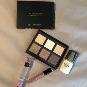 Makeup bundle